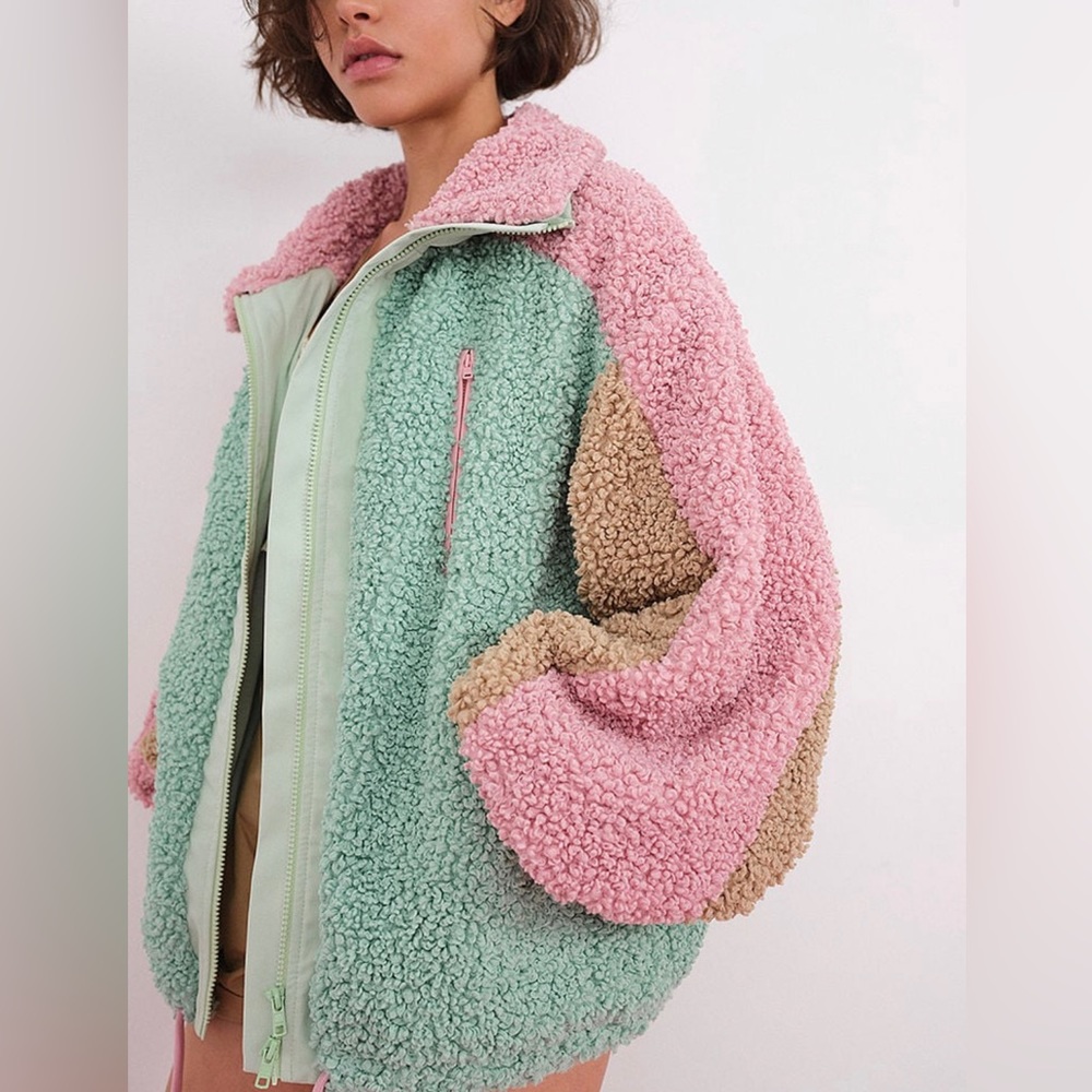 NWT Small FLL x Victoria’s Secret Collab Sherpa Zip Jacket